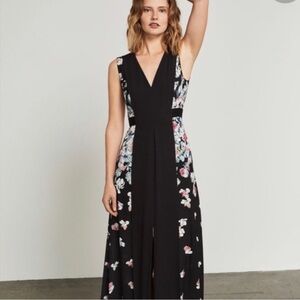 BCBGMAXAZRIA Black Floral V Neck Gown Size XS